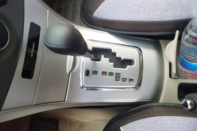 Used Toyota Corolla 2011 1.6L Automatic GL Gear Lever