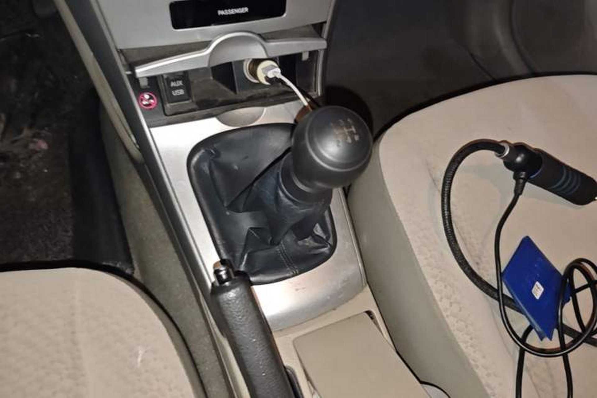 Used Toyota Corolla 2011 1.6L Manual GL Gear Lever