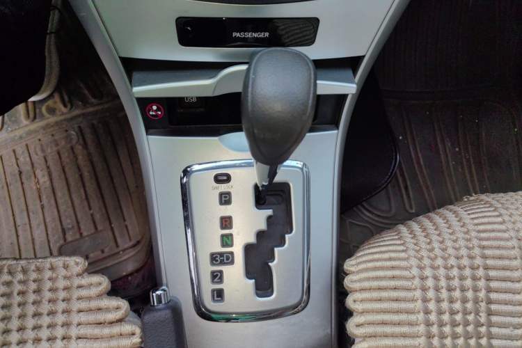 Used Toyota Corolla 2011 1.6L Automatic GL Gear Lever
