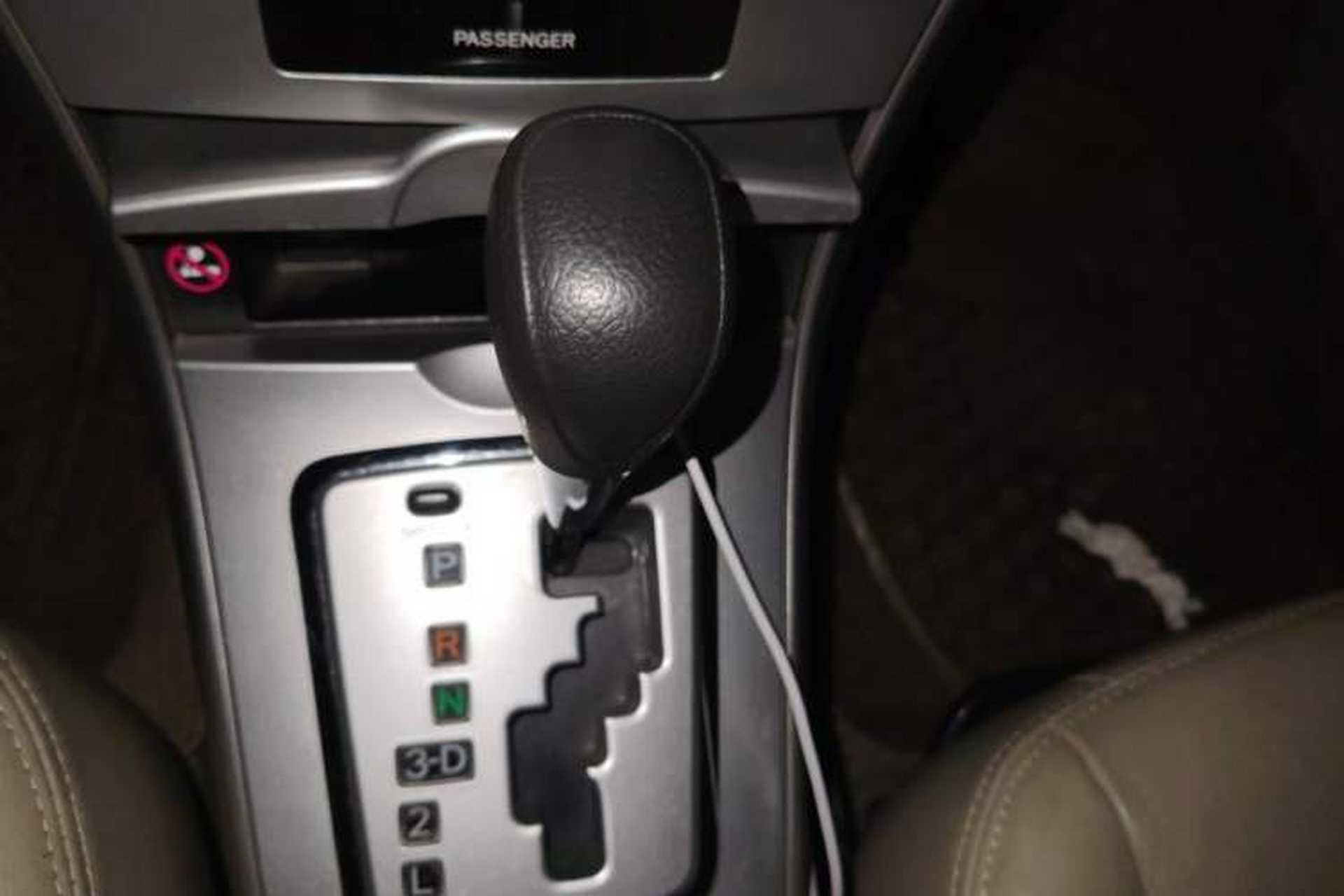 Used Toyota Corolla 2011 1.6L Automatic GL Gear Lever