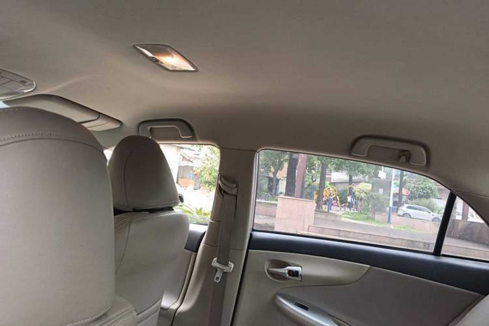Used Toyota Corolla 2011 1.6L Manual GL Headliner