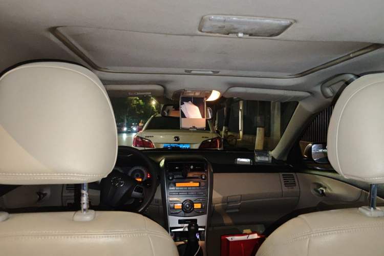 Used Toyota Corolla 2011 Commemorative Edition 1.6L Manual GL Headliner