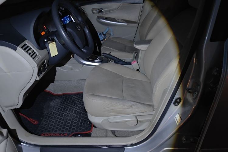 Used Toyota Corolla 2011 1.8L CVT GL-i Left Front Seat