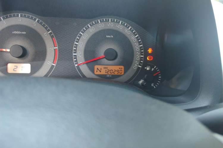 Used Toyota Corolla 2011 1.6L Automatic GL Odometer Close Up
