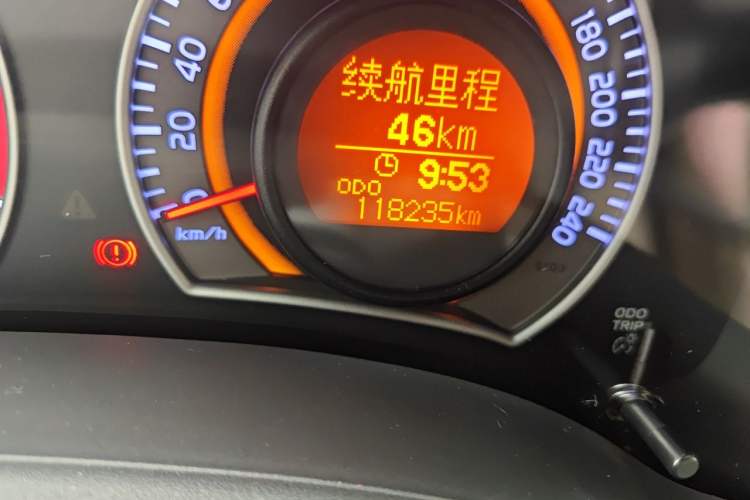 Used Toyota Corolla 2011 1.8L CVT GLX-i Odometer Close Up