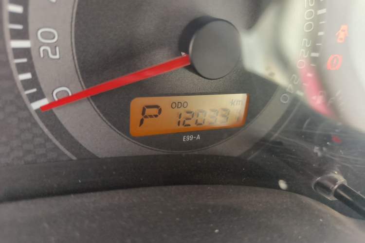 Used Toyota Corolla 2011 1.6L Automatic GL Odometer Close Up