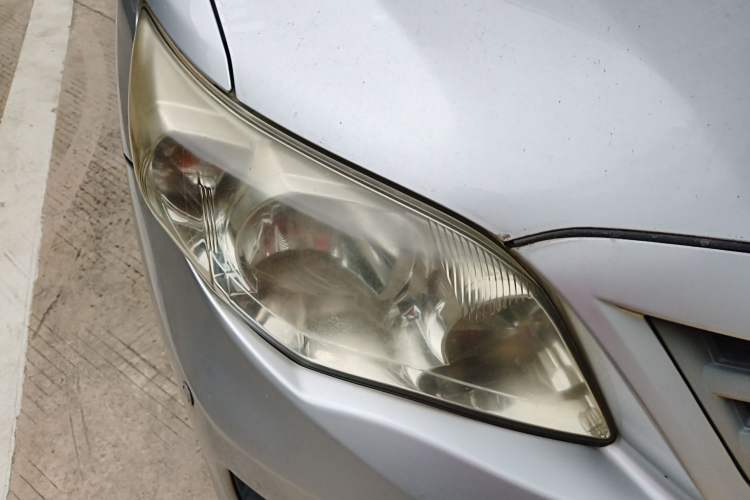 Used Toyota Corolla 2011 1.6L Automatic GL Right Front Headlight