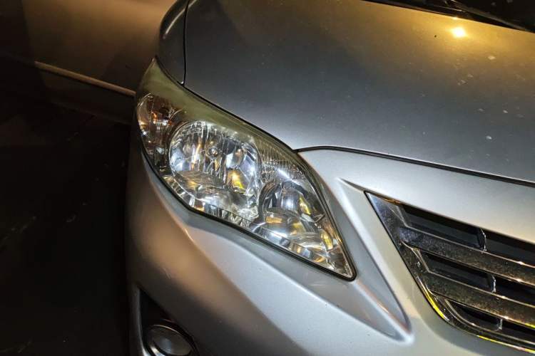 Used Toyota Corolla 2011 Commemorative Edition 1.6L Manual GL Right Front Headlight