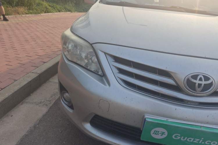 Used Toyota Corolla 2011 1.6L Automatic GL Right Front Headlight