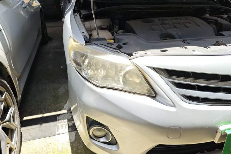 Used Toyota Corolla 2011 1.6L Automatic GL Right Front Headlight