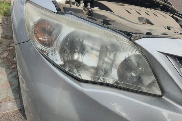 Used Toyota Corolla 2011 1.6L Automatic GL Right Front Headlight