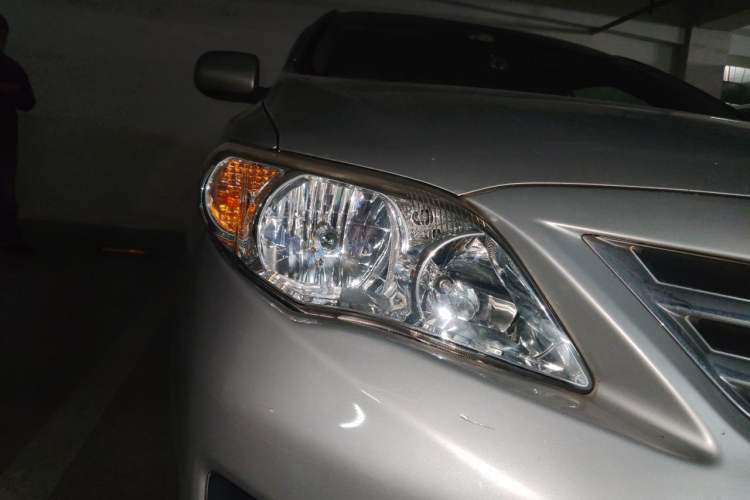 Used Toyota Corolla 2011 1.6L Automatic GL Right Front Headlight