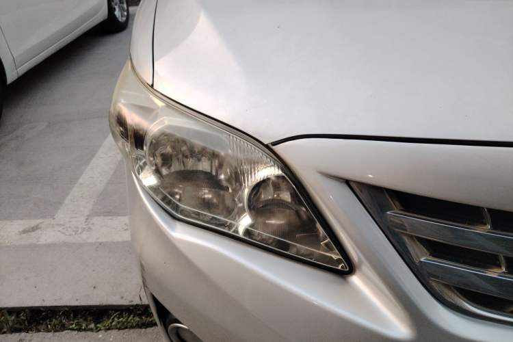 Used Toyota Corolla 2011 1.6L Automatic GL Right Front Headlight