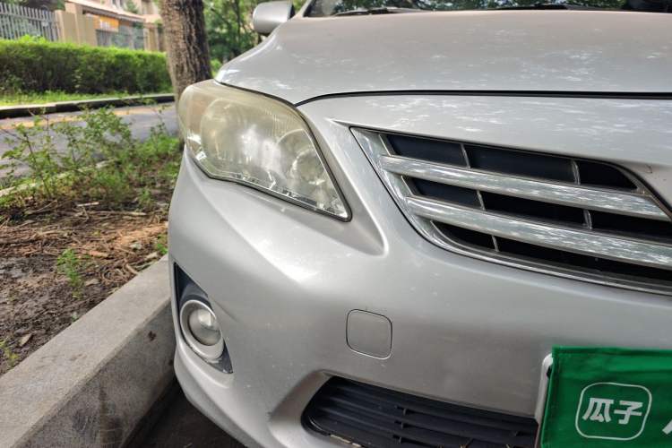 Used Toyota Corolla 2011 Commemorative Edition 1.6L Manual GL Right Front Headlight