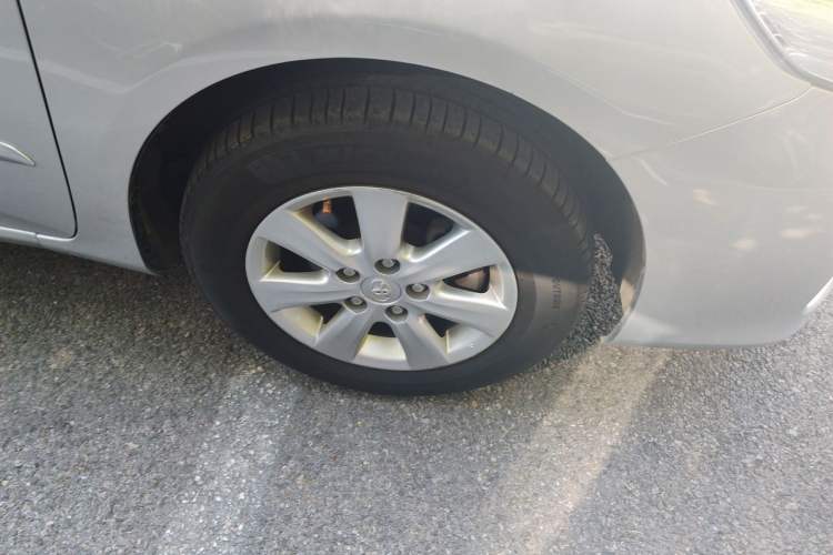 Used Toyota Corolla 2011 1.6L Automatic GL Right Front Wheel Hub
