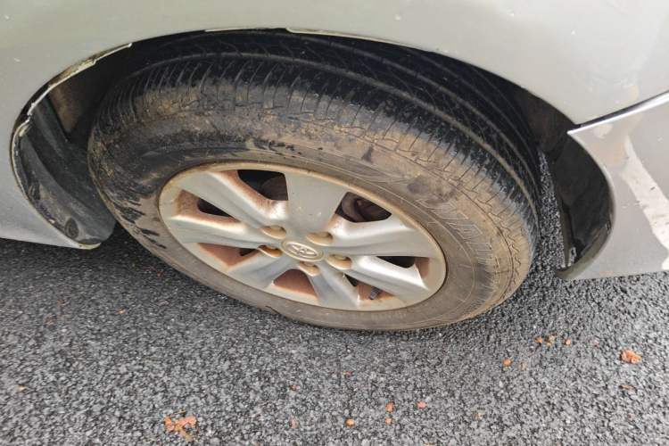 Used Toyota Corolla 2011 1.6L Manual GL Right Front Wheel Hub