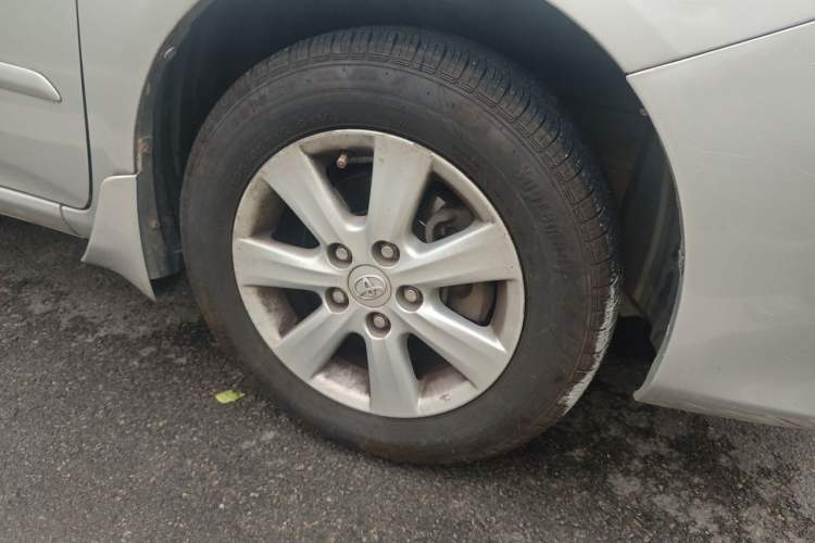 Used Toyota Corolla 2011 Edition Commemorative 1.6L Automatic GL Right Front Wheel Hub