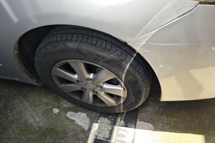Used Toyota Corolla 2011 1.6L Automatic GL Right Front Wheel Hub