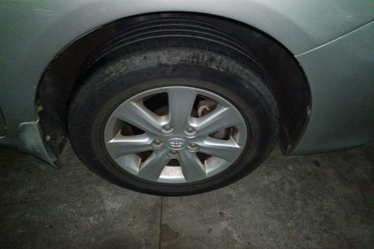 Used Toyota Corolla 2011 1.6L Automatic GL Right Front Wheel Hub