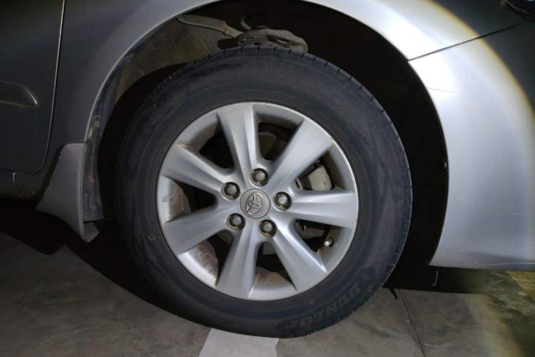 Used Toyota Corolla 2011 1.6L Automatic GL Right Front Wheel Hub