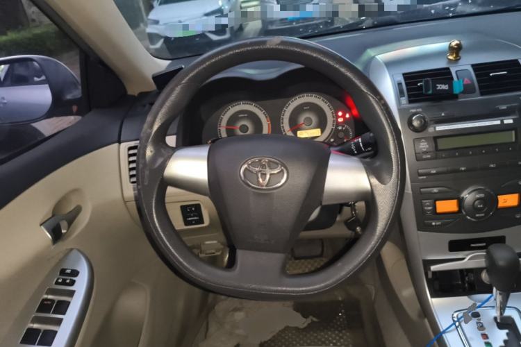 Used Toyota Corolla 2011 1.8L CVT GL-i Steering Wheel