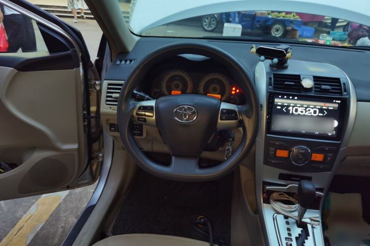 Used Toyota Corolla 2011 1.6L Automatic GL Sunroof Version Steering Wheel