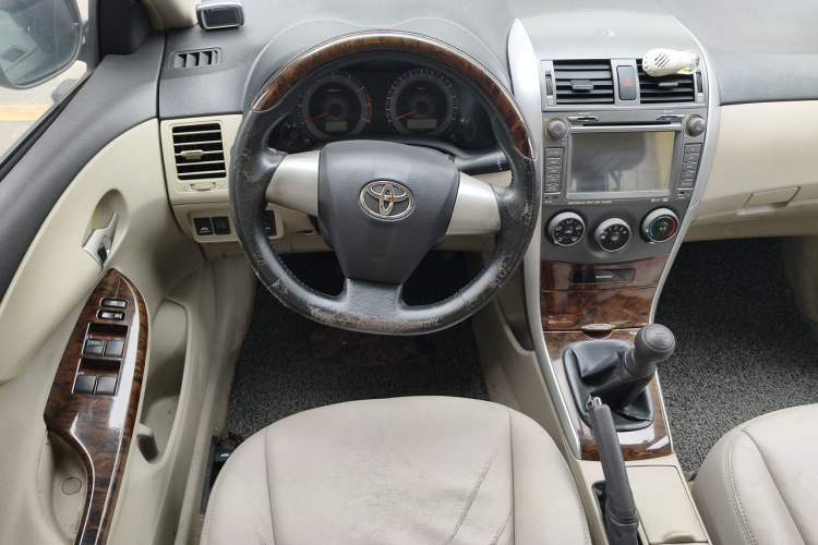 Used Toyota Corolla 2011 1.6L Manual GL Steering Wheel