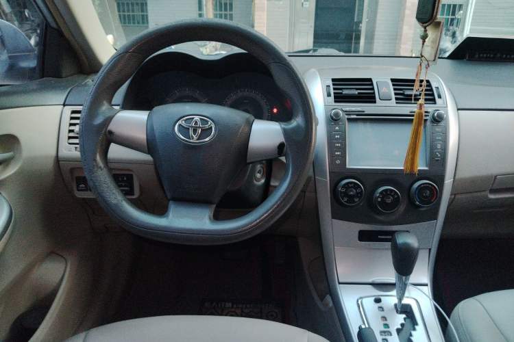 Used Toyota Corolla 2011 1.6L Automatic GL Steering Wheel