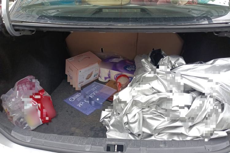 Used Toyota Corolla 2011 1.6L Automatic GL Trunk