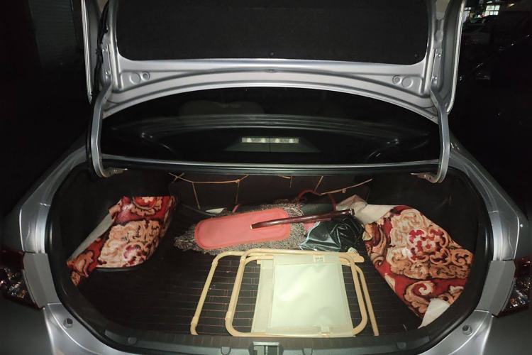 Used Toyota Corolla 2011 1.6L Automatic GL Trunk