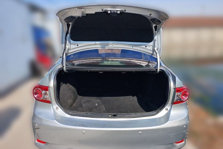 Used Toyota Corolla 2011 1.6L Automatic GL Trunk