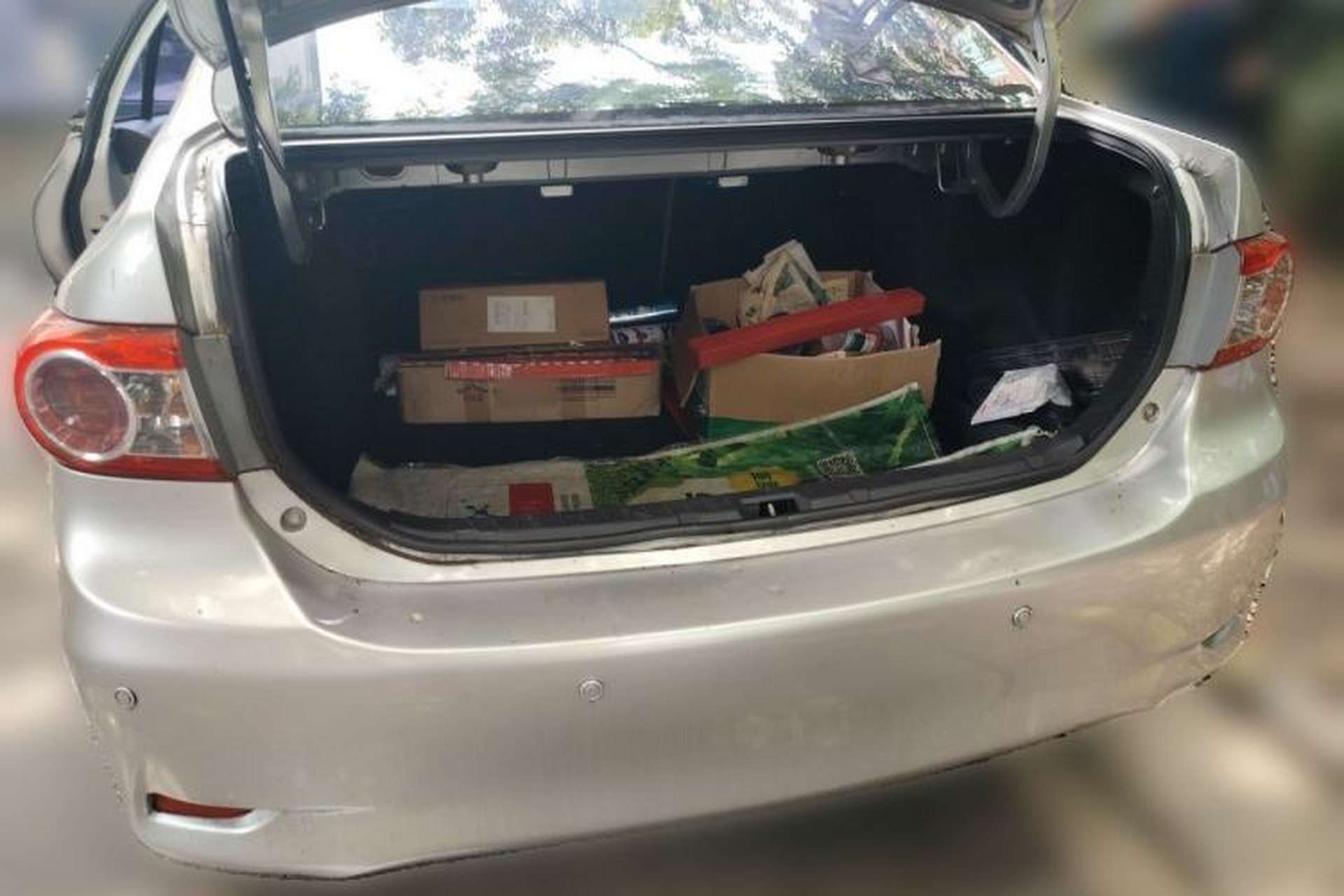 Used Toyota Corolla 2011 1.6L Automatic GL Trunk