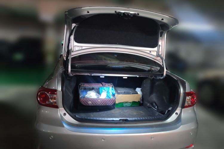 Used Toyota Corolla 2011 1.8L Manual GL-i Trunk