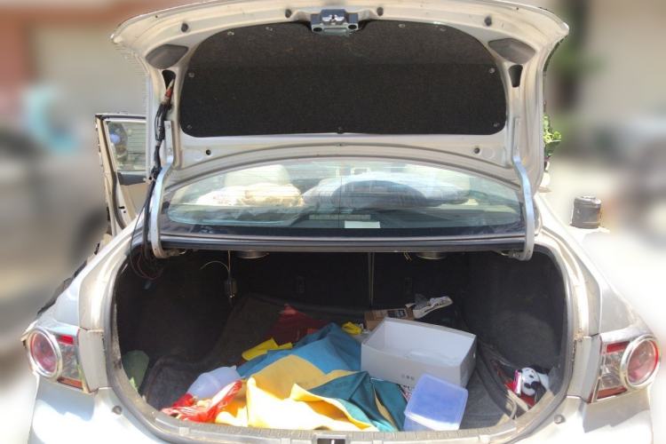 Used Toyota Corolla 2011 1.8L CVT GL-i Trunk