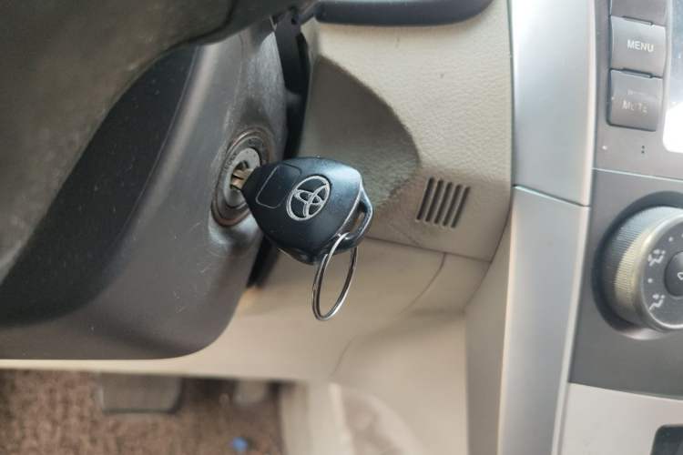Used Toyota Corolla 2011 1.6L Automatic GL Vehicle Key