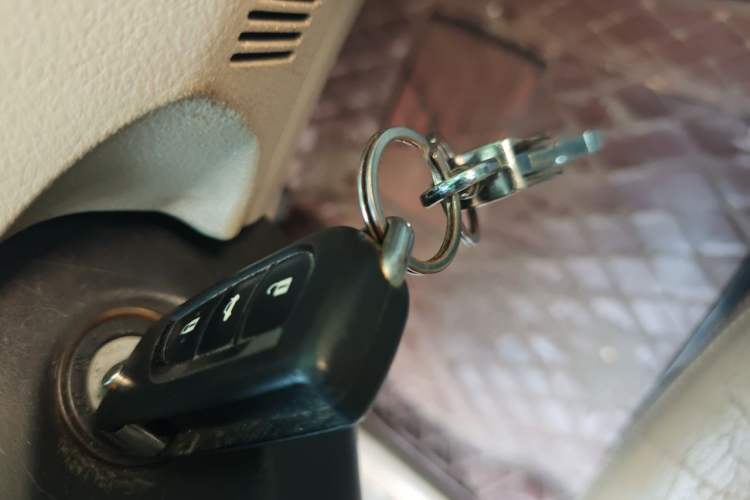 Used Toyota Corolla 2011 1.6L Manual GL Vehicle Key