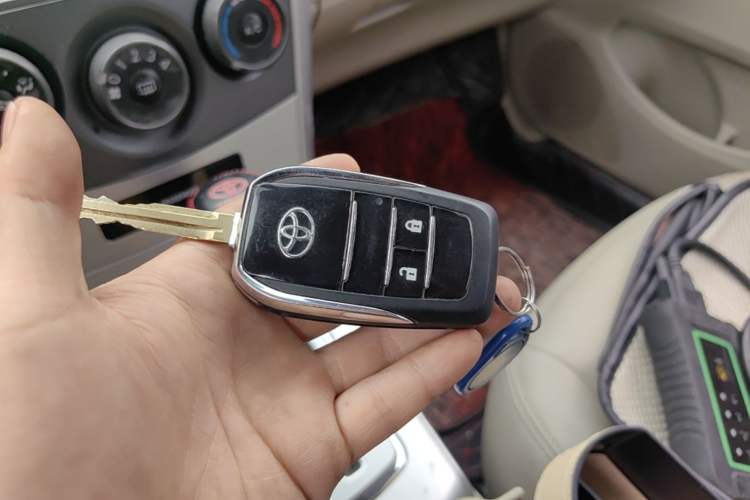 Used Toyota Corolla 2011 1.6L Automatic GL Vehicle Key