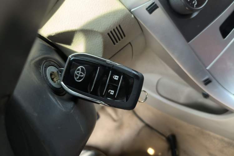 Used Toyota Corolla 2011 1.6L Manual GL Vehicle Key