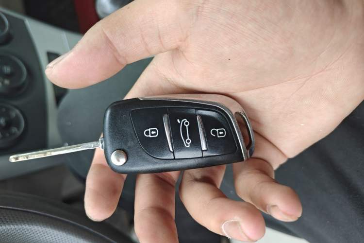 Used Toyota Corolla 2011 1.6L Manual GL Vehicle Key