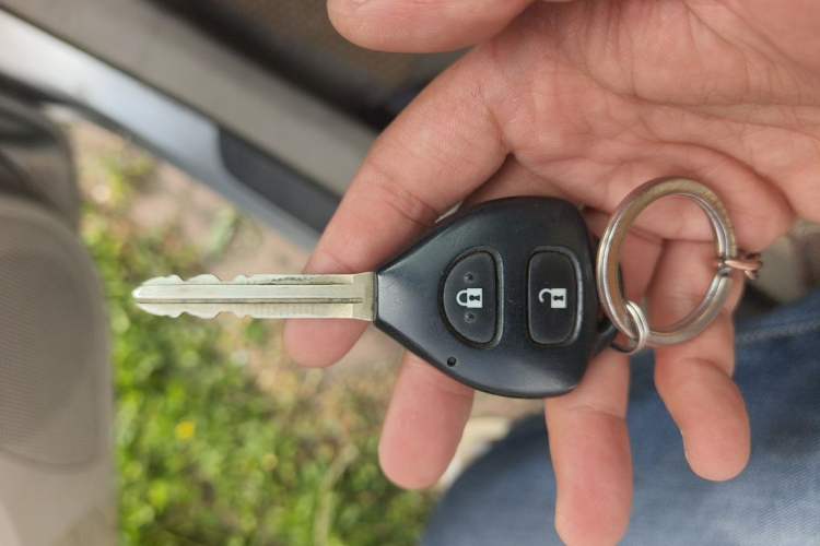 Used Toyota Corolla 2011 1.6L Automatic GL Vehicle Key