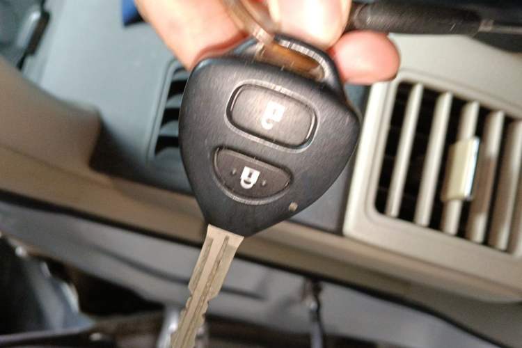 Used Toyota Corolla 2011 1.6L Automatic GL Vehicle Key