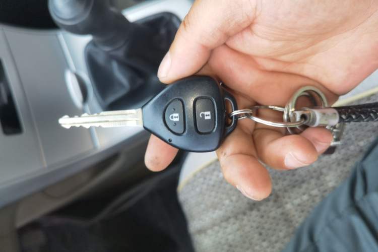 Used Toyota Corolla 2011 1.6L Manual GL Sunroof Edition Vehicle Key
