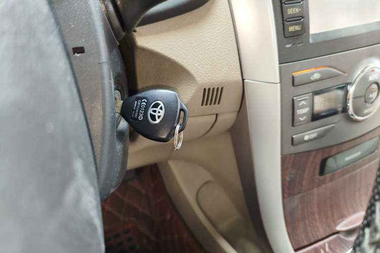 Used Toyota Corolla 2011 1.8L CVT GL-i Commemorative Edition Vehicle Key