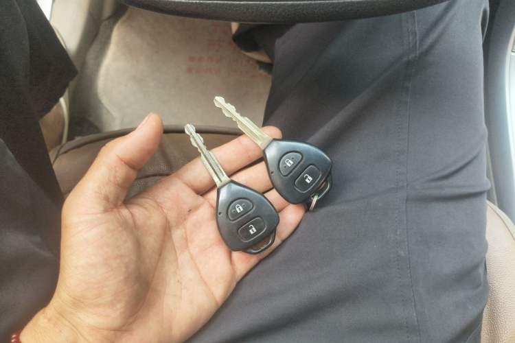 Used Toyota Corolla 2011 1.6L Automatic GL Vehicle Key