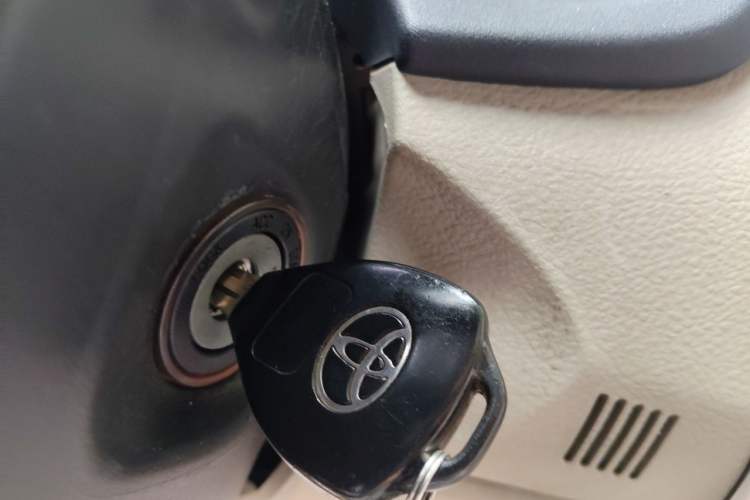 Used Toyota Corolla 2011 1.6L Automatic GL Vehicle Key