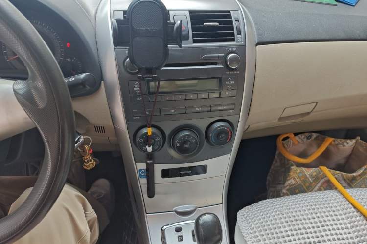 Used Toyota Corolla 2011 1.6L Automatic GL Audio And AC Panel