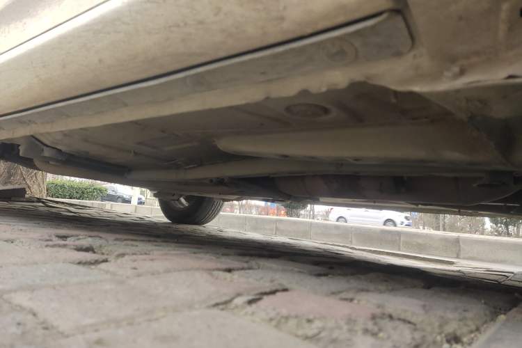 Used Toyota Corolla 2011 1.6L Manual GL Chassis Front Right
