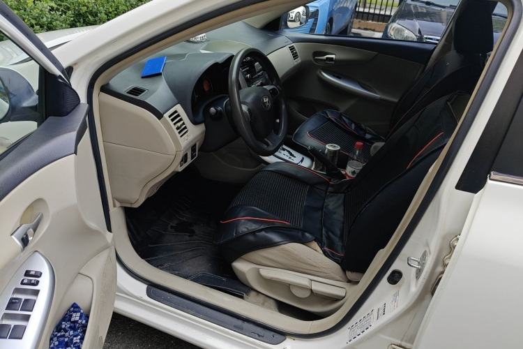 Used Toyota Corolla 2011 1.8L CVT GL-i Commemorative Edition Driver Seat