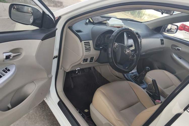 Used Toyota Corolla 2011 1.6L Manual GL Driver Seat