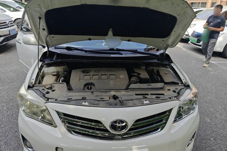 Used Toyota Corolla 2011 1.8L CVT GL-i Commemorative Edition Engine Bay